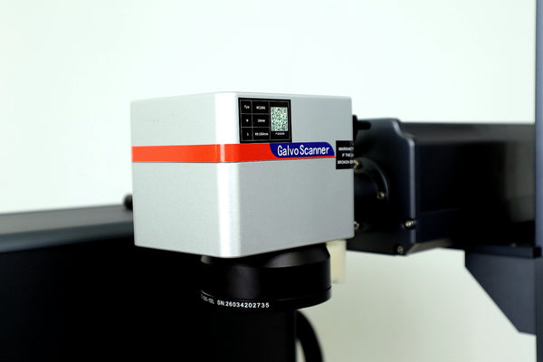 Portable Fiber Laser Marking Machine 20W 30W 50W 100W for Metal Engraving